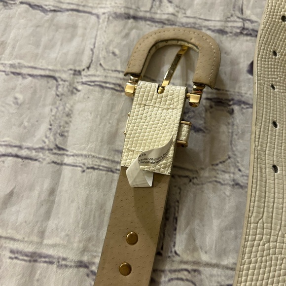 STEVE MADDEN IVORY FAUX SKIN PRINT WITH GOLD TONE ACCENTS WOMENS BELT SIZE LARGE - Picture 7 of 11